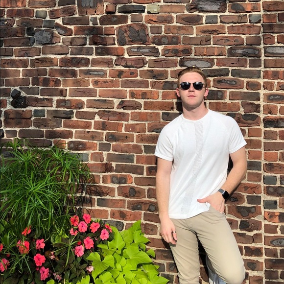 Meet your Posher, Tyler - Picture 1 of 1